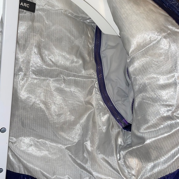 Andrew Marc puffer jacket - Picture 5 of 7